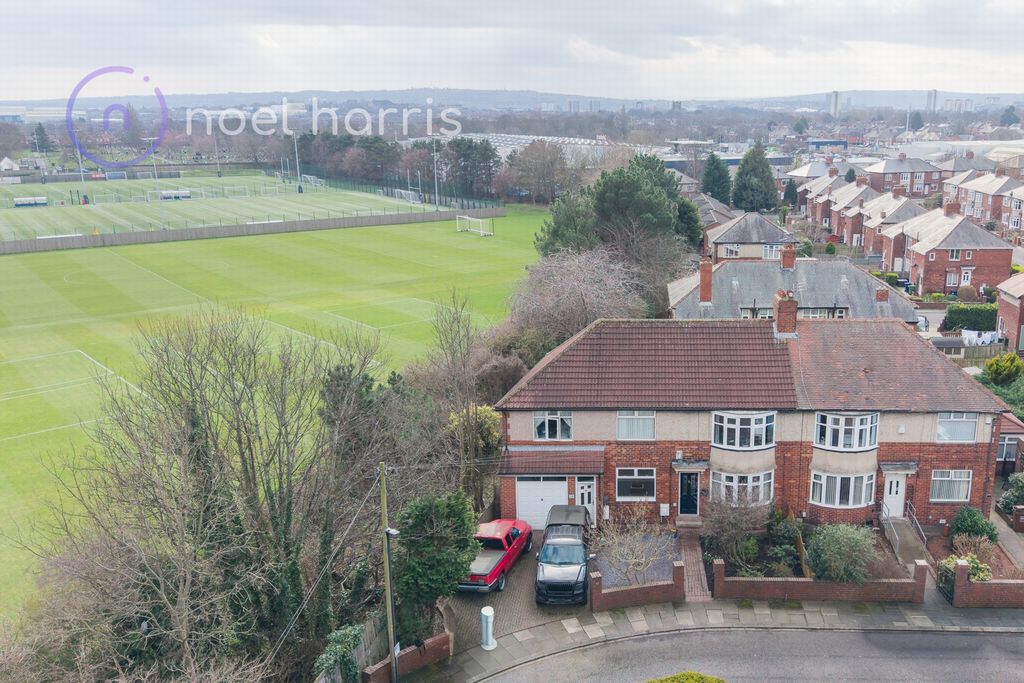 Property photo 1 of 19 Photo 3