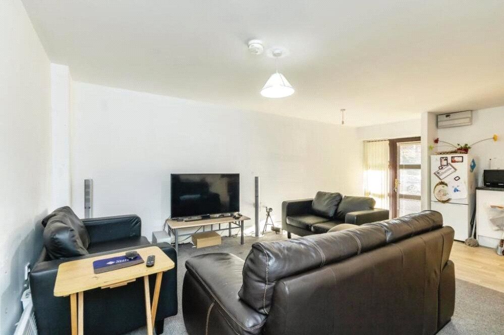 Property photo 3 of 10 Picture No. 05