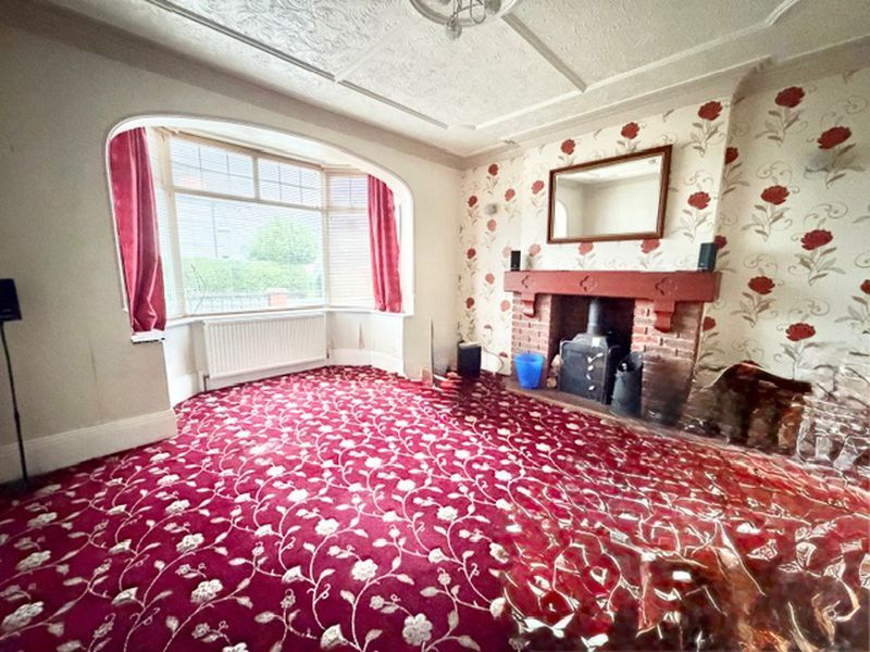 Property photo 2 of 17 Lounge