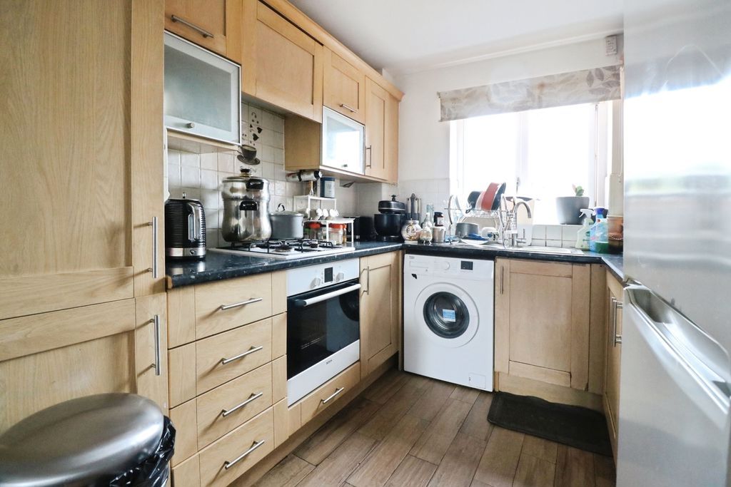 Property photo 2 of 11 Photo 15