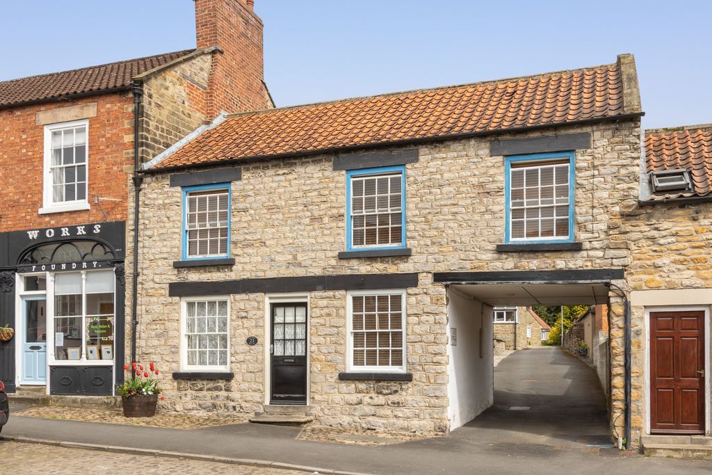 Property photo 1 of 13 Photo 1