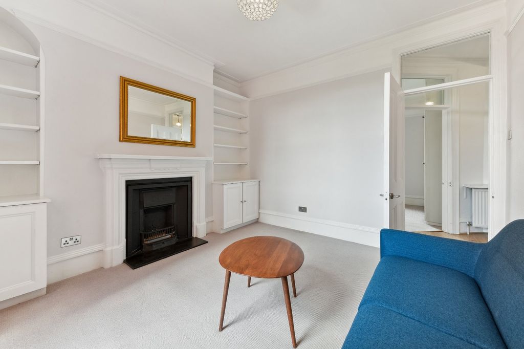 Property photo 3 of 8 Reception Room