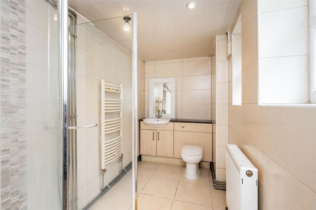 Property photo 3 of 14 Picture No. 02