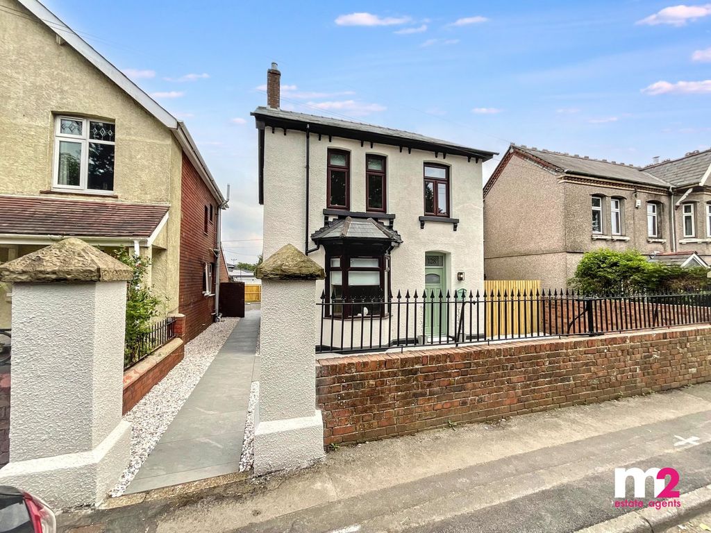 Property photo 1 of 21