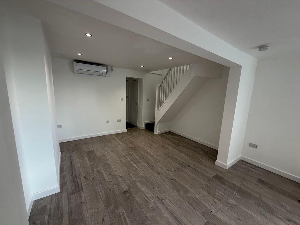 Property photo 3 of 9 Living/Dining 2
