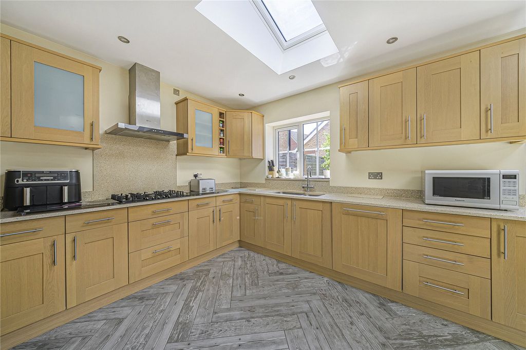 Additional image 25 of 5 bed detached house for saleCortland Close, Crayford, Kent DA1