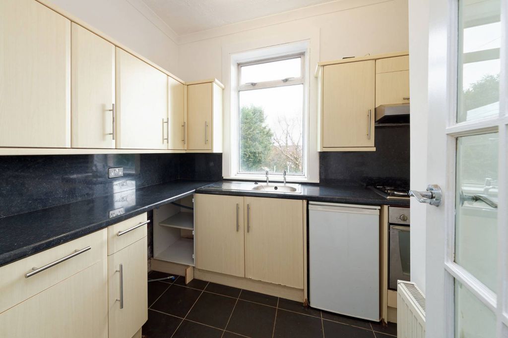 Additional image 6 of 2 bed flat for saleCarleith Avenue, Duntocher, Clydebank G81