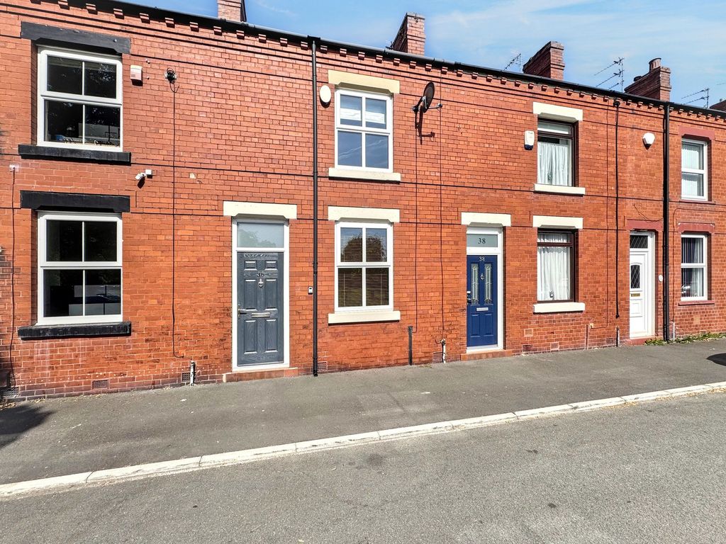 Property photo 1 of 19
