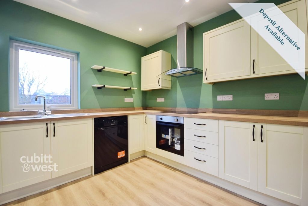 Property photo 3 of 26 46 South Down Roa...