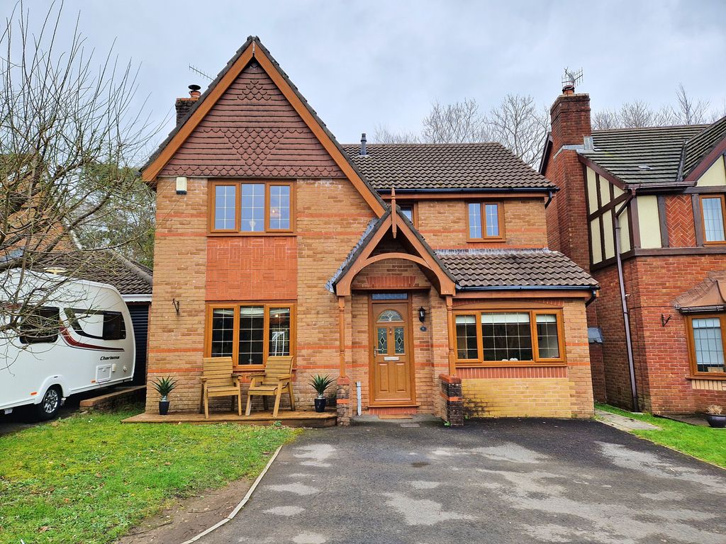 Property photo 2 of 29