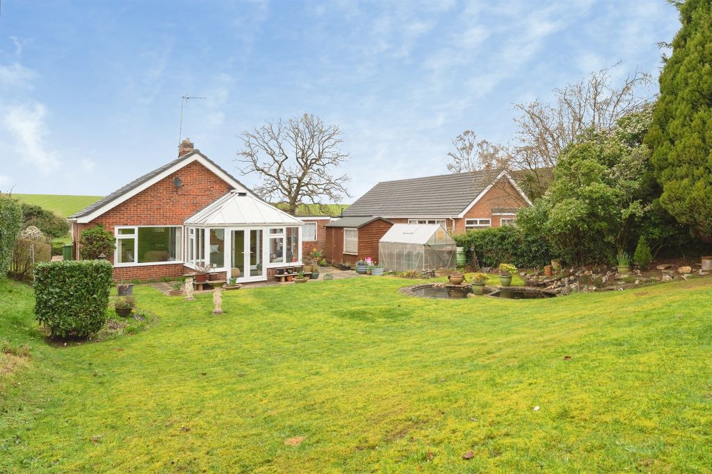 Property photo 3 of 16