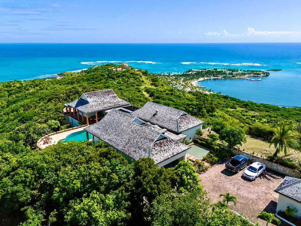 Property photo 3 of 26