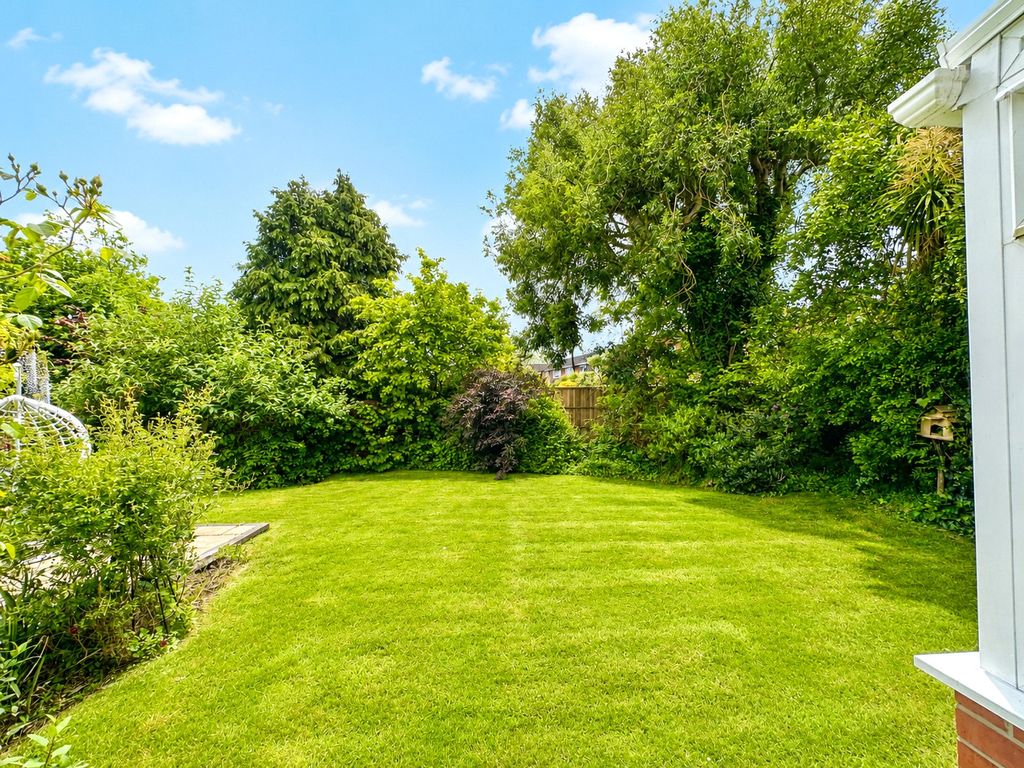Property photo 3 of 31 Picture No. 81