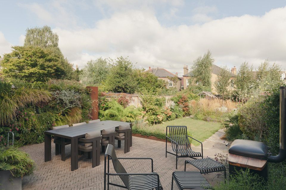 Property photo 3 of 45