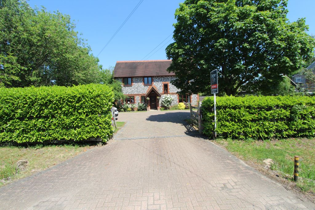 Property photo 3 of 24