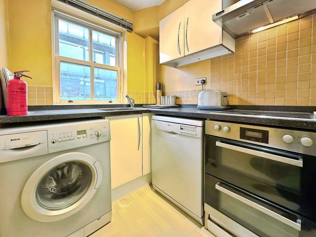 Property photo 3 of 9 Picture No. 41