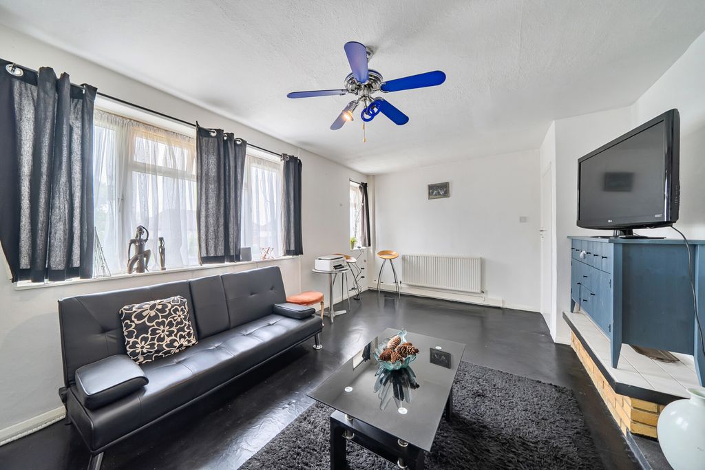 Property photo 2 of 21 1-6A84Ae16E8E51-1...