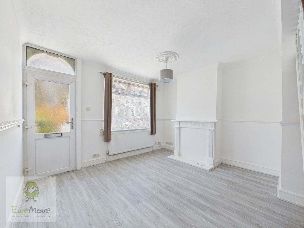 Property photo 2 of 12 Living Dining Room