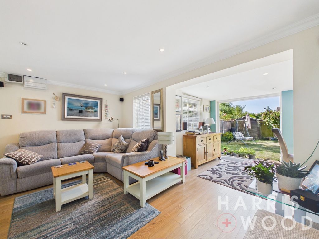 Property photo 2 of 25 5197454