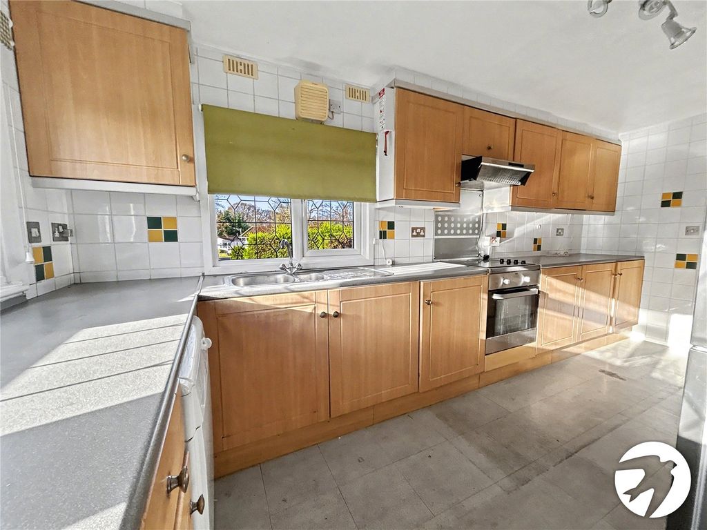 Property photo 2 of 21 Picture No. 09