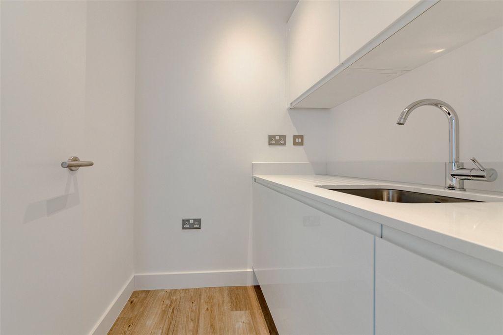 Property photo 3 of 14 Picture No. 04