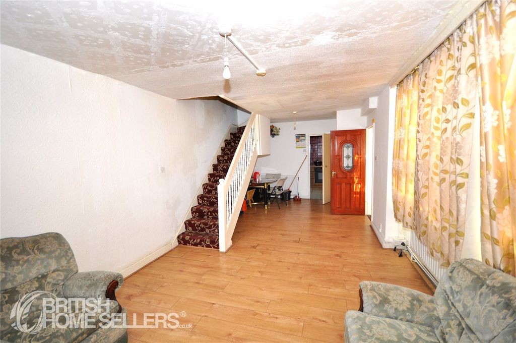 Property photo 2 of 10 Picture No. 06