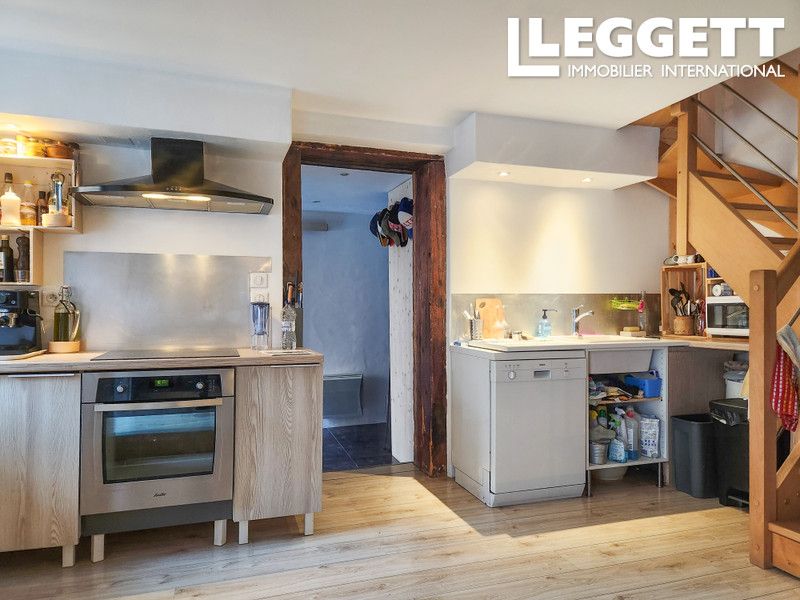 Property photo 3 of 10