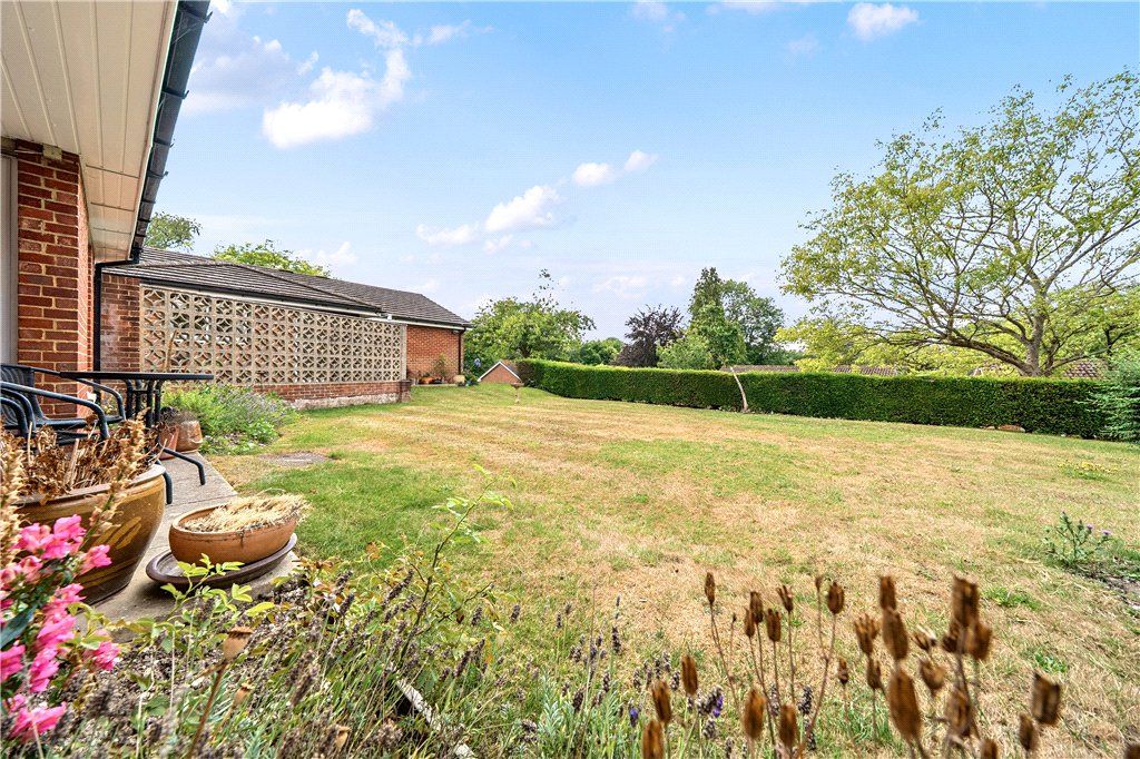 Property photo 2 of 17 Picture No. 04