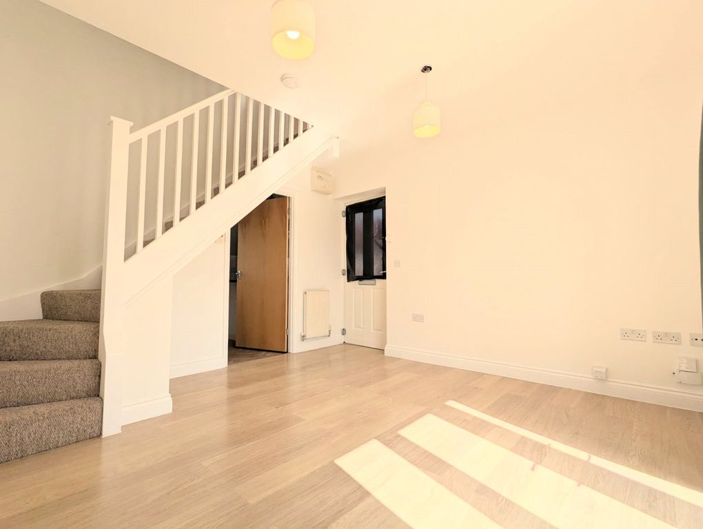 Property photo 3 of 9 Living Area