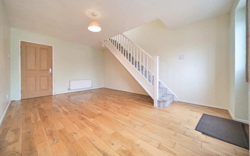 Property photo 3 of 11 P1074528.Jpg