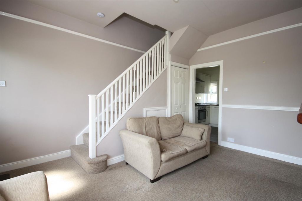 Property photo 3 of 11 0 General