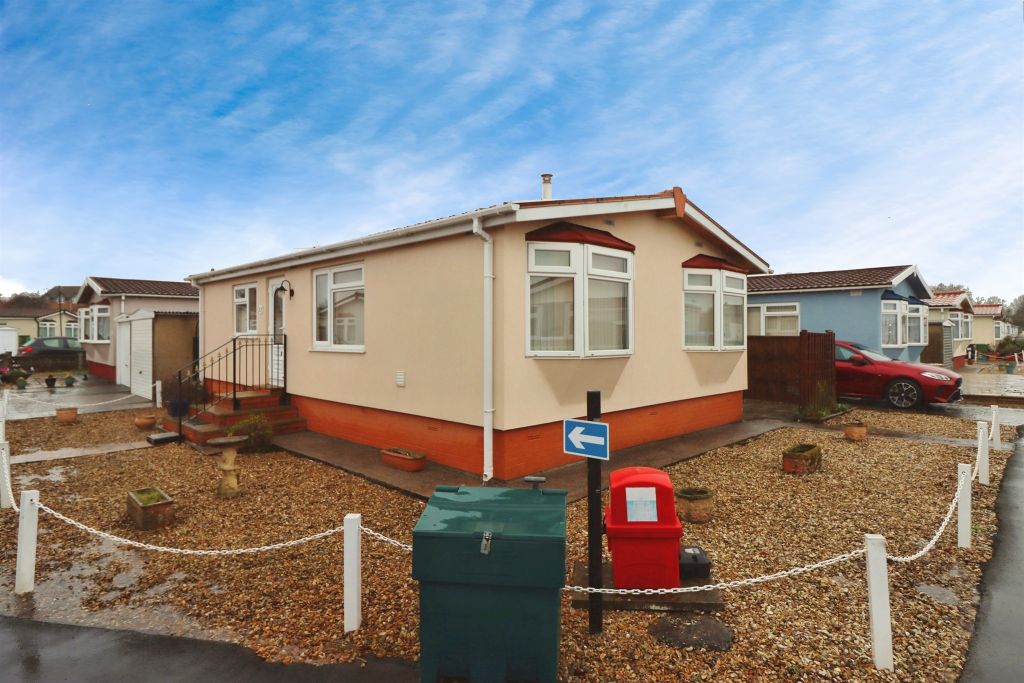 Property photo 1 of 24