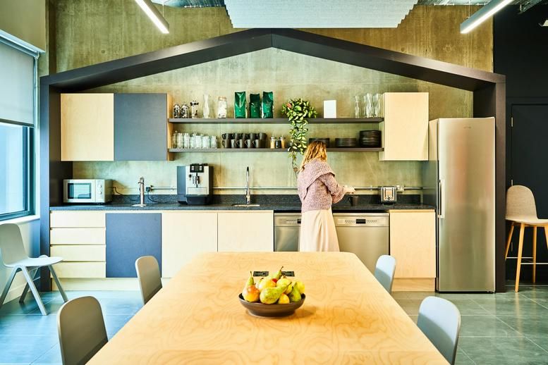 Property photo 2 of 22