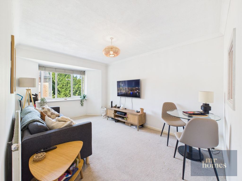 Property photo 3 of 30