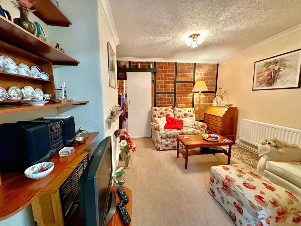 Property photo 3 of 10 Picture No. 02