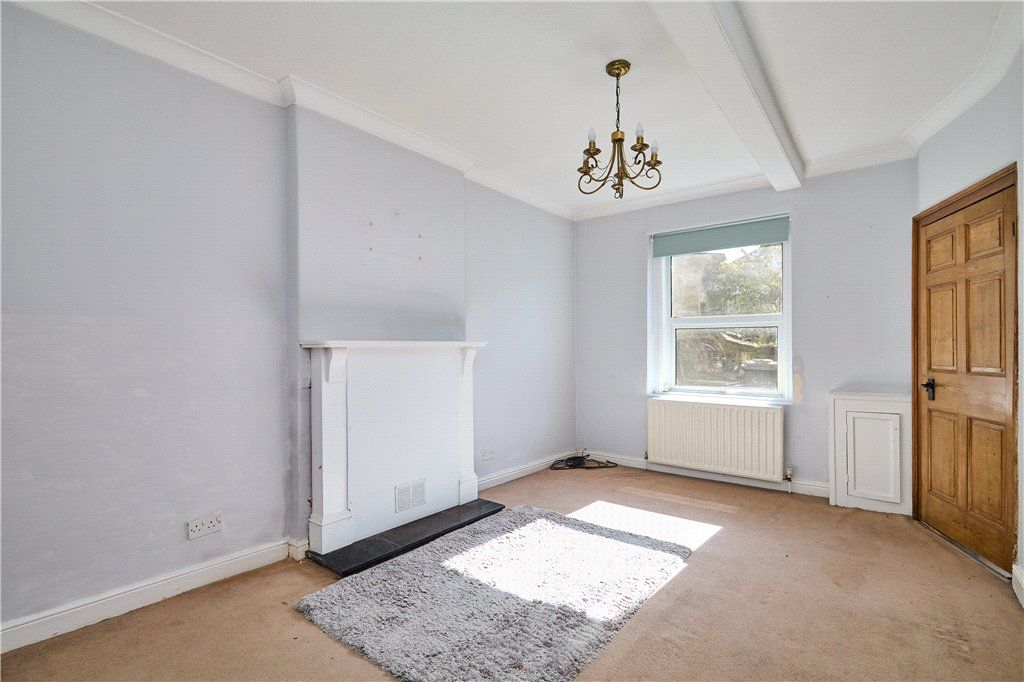 Property photo 3 of 12 Sitting Room