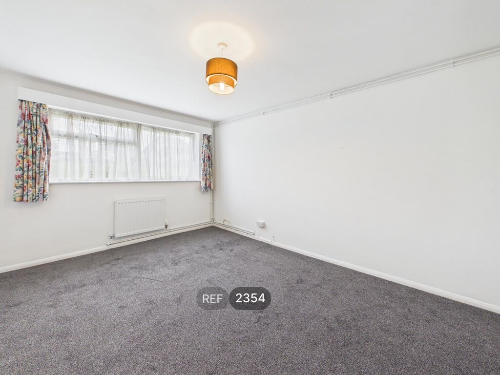 Property photo 2 of 27 Bedroom 1