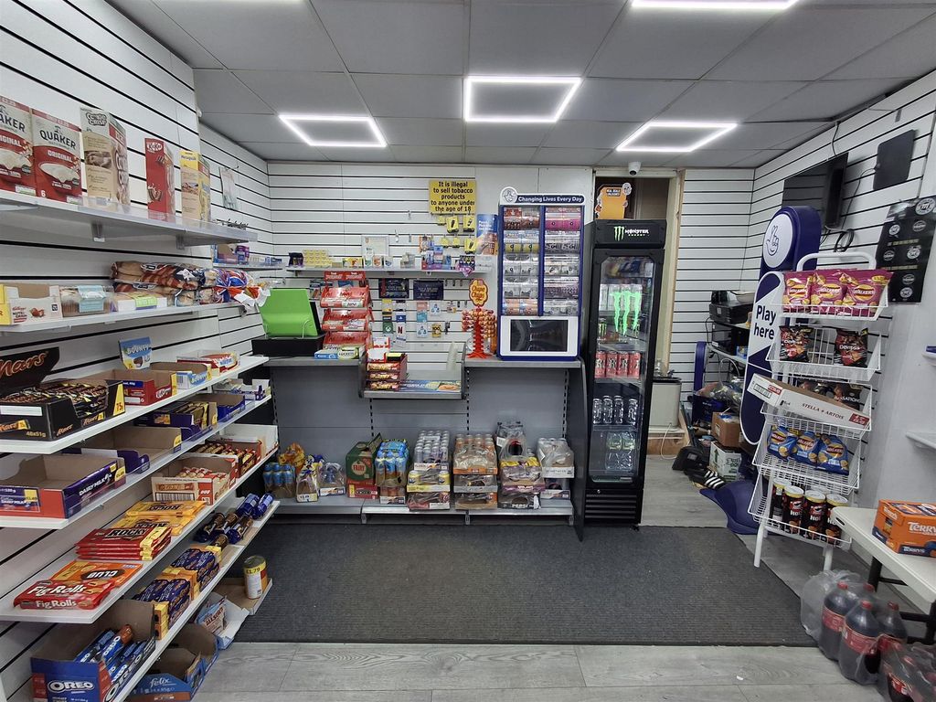 Property photo 1 of 7 Photo 0