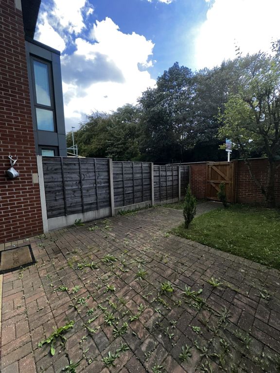 Property photo 2 of 35