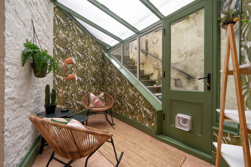 Property photo 3 of 31