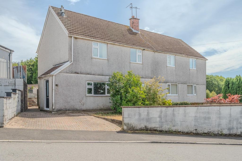 Property photo 1 of 21 36 St Cadocs Road-20.Jpg