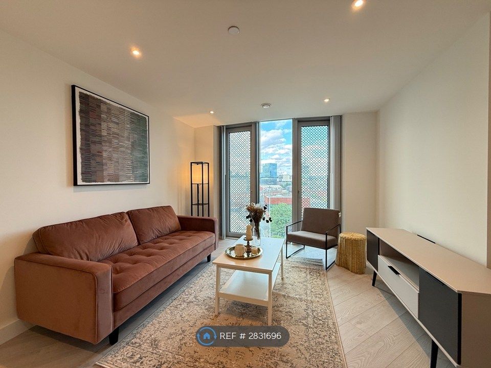 Property photo 2 of 9 Living Area With City View