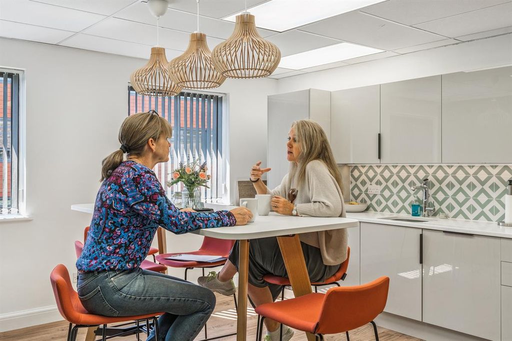 Property photo 3 of 5 Photo