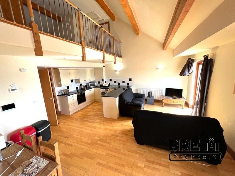 Property photo 1 of 10 Main Image