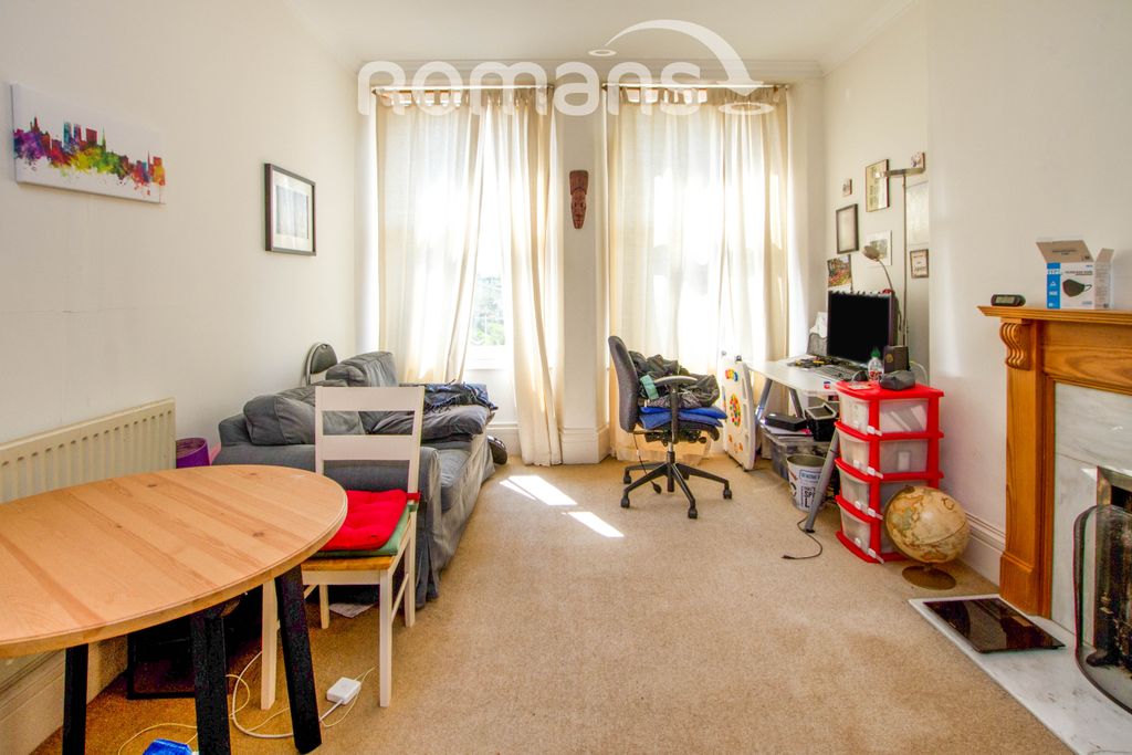 Property photo 2 of 8 99603A0B-ba95-478d-A