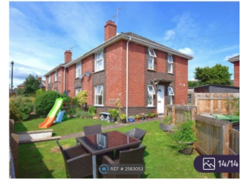 Property photo 1 of 10 8 Hurst Avenue