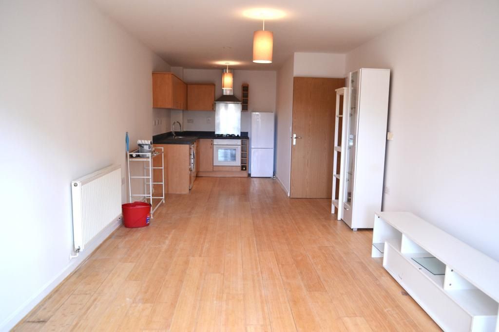 Property photo 2 of 8