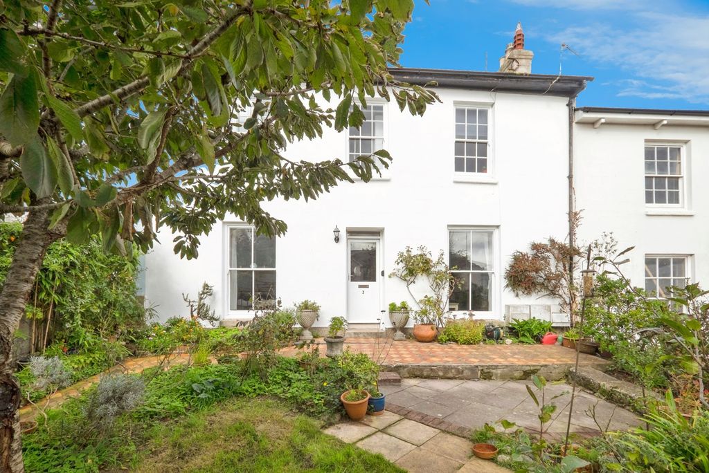 Additional image 13 of 2 bed flat for salePenrose Terrace, Penzance, Cornwall TR18