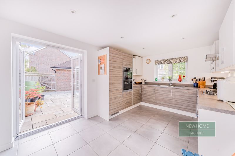 Property photo 2 of 23 Photo 10