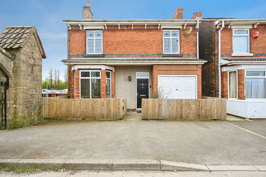 Property photo 1 of 15 Front View